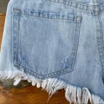 Free People  Womens Cut Off Light Wash Crochet Denim Distressed Shorts Size 24 Photo 4