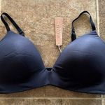 SKIMS  Body Wireless Lightly Lined Bra Onyx Size 34D Photo 0