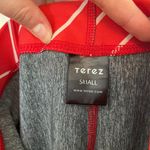 Terez  Peloton Capri Leggings Photo 3