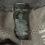 Sweaty Betty Women’s Size S Gray Pink Striped Leg Drawstring Performance Pants Photo 5