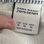 ZARA , basic denim, women’s size 6, striped, cropped ankle, frayed jeans Photo 3
