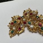 Signed M.JENT Rhinestone Christmas Holiday Colors Brooch Pin Gold Tone Red Green Photo 4