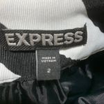 EXPRESS Zebra Print Midi Skirt with pockets Photo 6