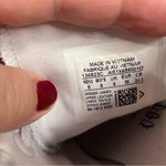 Converse white leather sneakers unisex sizing women’s size 8 men’s size 6 Photo 5