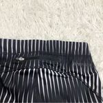 Ivy Park Beyoncé Kaleidoscope Crop Low Rise Leggings Black White Small Photo 3