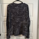 Lululemon  grey camo runderful long sleeve 12 Photo 2