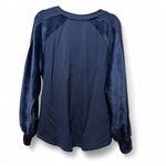 Democracy Women's Navy V-Neck Top Size XL Plush Billowy Sleeves Athleisure Cozy Photo 4