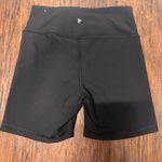 Old Navy Active Old navy 6 inch seam biker shorts  Photo 1