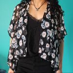 SO  black floral kimono/shawl Photo 0