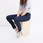 Madewell  • 8" Skinny Jeans in Quincy Wash Photo 5