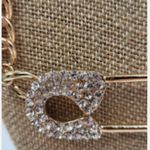 Fashionable Gold Rhinestone Safety Pin Pendant Necklace – Oversized Photo 3