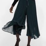 ZARA Black Pleated Culottes Photo 0