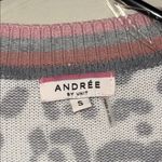 Andree by Unit  Gray and Pink Ribbed Knit Cardigan Sweater animal print v-neck Photo 1