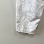 Alo Yoga Alo Airbrush Capri Leggings | Vapor Python | Size M Photo 3