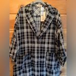 LF  Lightweight Plaid Black And White Woman’s Coat NWT Size 14 100% Polyester Photo 1