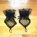 Gothic Victorian Lolita EGL Vampire Black Lace Ruffle & Bow Gloves Photo 5