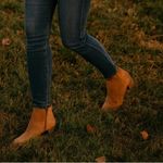 Madewell  The Lucien Boot in Suede Size 7.5 Bronzed Birch Photo 1