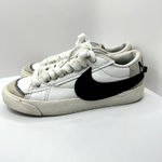 Nike Womens Blazer Low 77 Jumbo DQ1470-101 White Casual Shoes Sneakers Size 6.5 Photo 2