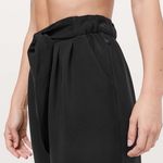 Lululemon Noir Crop Black Trouser Flowy Business Office Pant Size 4 Photo 2