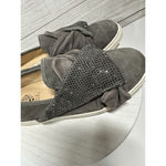 Vince Camuto  Womens Barita Gray Suede Slip on‎ Casual Shoes Size 8.5 Rhinestones Photo 4