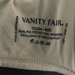 Vanity Fair Women's Light Lift Bra: Comfort Straps & No Poke Underwire Photo 8