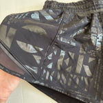 Lululemon Hotty Hot Short II *Tall 4" Manifesto
20YR Manifesto foil black/Black Black Photo 3