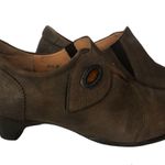 THINK! Medallion Keyhole Pump Heels Maryjanes Shoes Brown Size 6.5 Photo 1