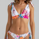 SOAH SOUL OF A HIPPIE Ella Bikini Top & Bottom, White Floral, Medium Photo 0