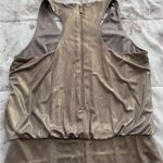 Laundry by Shelli Segal  Metallic gold tiered V-neck lined dress, size 0 party Photo 14