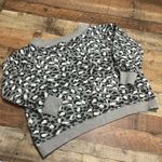 easel Women's Black Gray White Leopard 100% Cotton Boxy Sweatshirt Sz L Photo 2