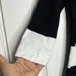 Carol Rose VTG -  Women’s top - Gray/Black/White - Size Large Photo 5