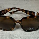 Oscar de la Renta  Leopard Frame Sunglasses Photo 1