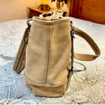 B MAKOWSKY Margene Shimmer Textured Tan Leather Tote / Shoulder Bag w/Charm🧡 Photo 5