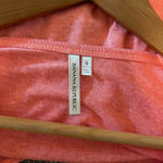 Banana Republic Women’s  The signature tee pink 100% linen Small Photo 2