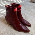 Schutz BRIANI CROCODILE EMBOSSED LEATHER BOOTIE Photo 4