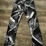 Lululemon Black and white  pants size 4 Photo 5