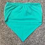 Design by Olivia Bandana Tube, Crop Top Photo 3