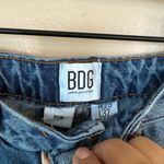 BDG Women’s 25x32 Mom Jeans Urban Outfitters Photo 4