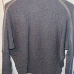 Jennifer Lopez Grey sweater JLO Photo 0