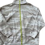 American Eagle  Beige Camo Turtle Neck Crew Neck Womens Size XS Jegging Fit Photo 4