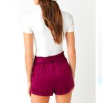 NWT Francesca’s Tara Faux Suede Cuffed Shorts Burgundy High Waisted Pockets SZ L Size L Photo 5