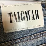 LF Taigwah stars and moon sequin high rise ankle distressed jeans size 10 Photo 4