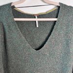 Free People  Irresistible Wool Pullover Olive‎ Green Sweater M V-Neck Long Sleeve Photo 3