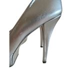 Stuart Weitzman Leather Silver Metallic Peep-Toe Heels – Size 7 Made is Spain Photo 4