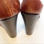 Report Size 8 Leather Red Square Toe Strappy Wedge Photo 4