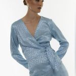 ASOS NWT Something Blue Long Sleeve Crop Top - small thread needs to be cut - S Photo 2