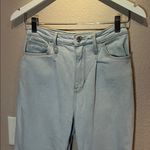 Hollister  Women’s Ultra High Rise Dad Jean relaxed fit Size 25 Light Wash Photo 2