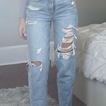 American Eagle  High Waited Ripped Mom Jeans Photo 0