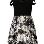 Blondie Nites by Stacy Sklar size 11 black & white formal dress zip back strappy Photo 0