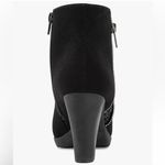 London Fog Elegant Black Women's Ankle Boots size Photo 12